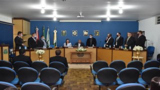 Vereadores, prefeito e vice são empossados em Apiúna, na sexta-feira (1º)