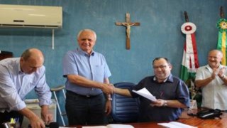 Jorge Bernardi é Prefeito de Apiúna Jorge Bernardi é Prefeito de Apiúna